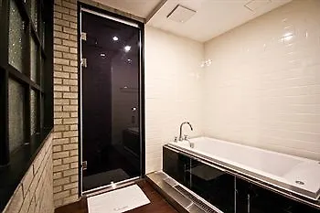 Comma Hotel Pusan Motel