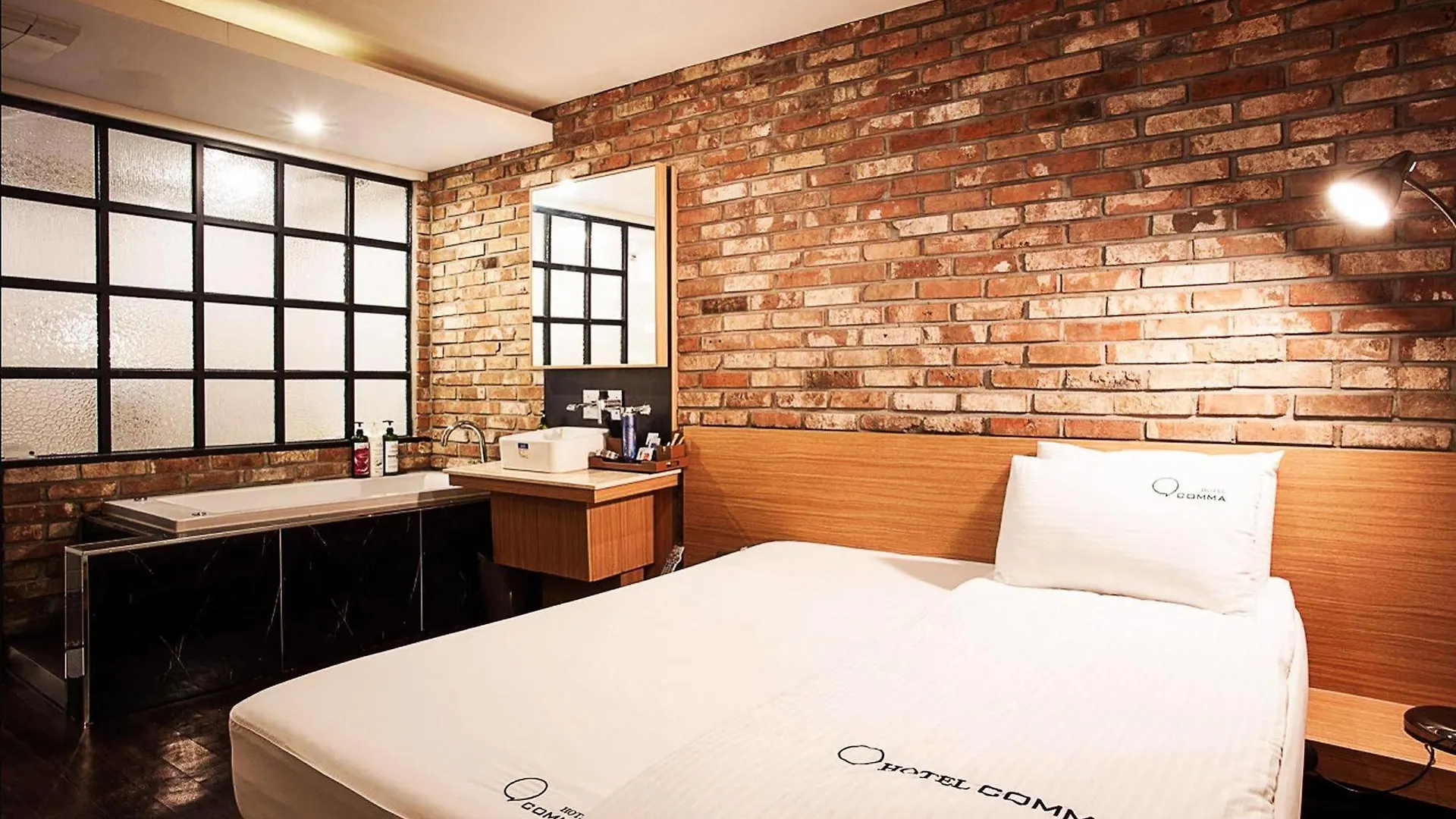 Comma Hotel Pusan 2*,  Jižní Korea