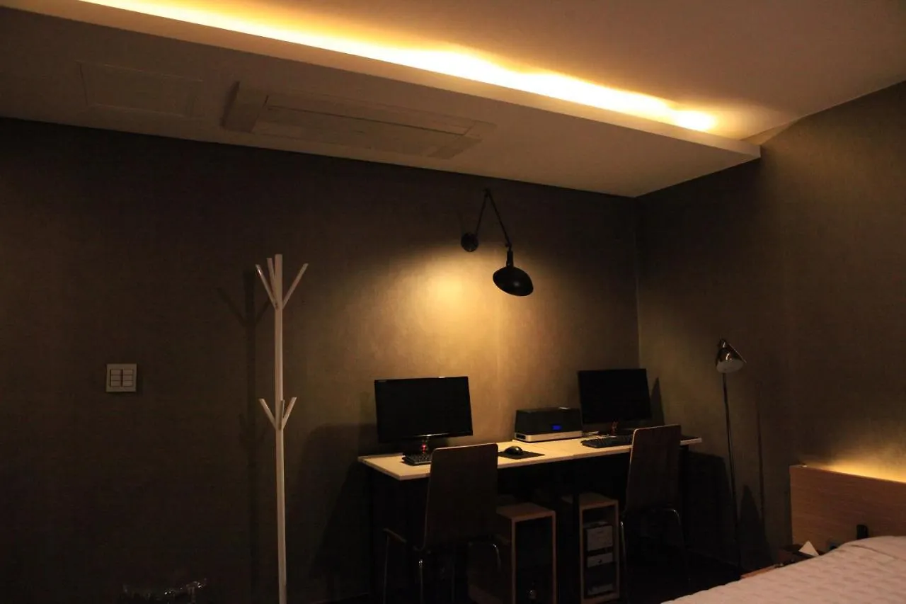 Comma Hotel Pusan 2*,  Jižní Korea