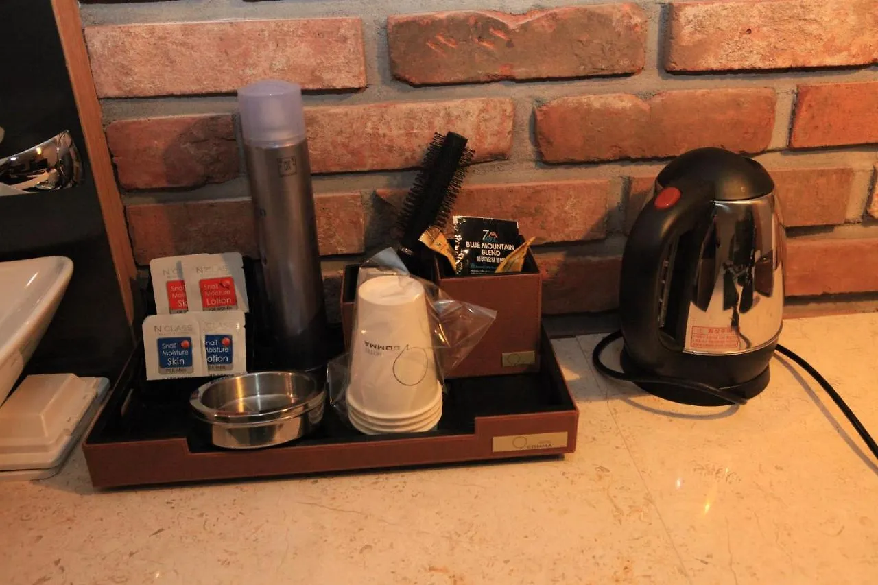 Motel Comma Hotel Pusan