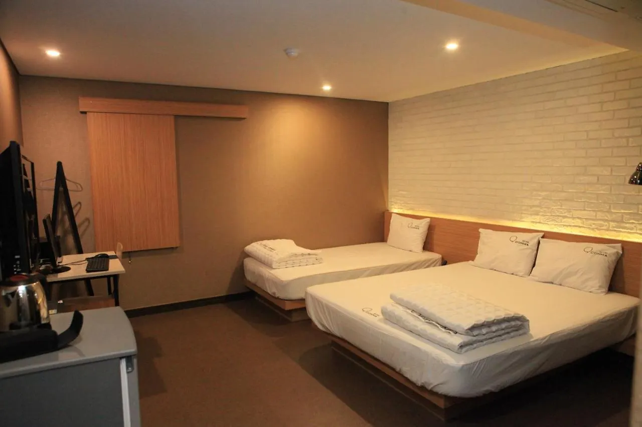 Motel Comma Hotel Pusan