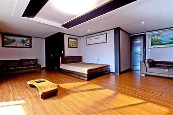 Comma Hotel Busan 2*,  Corée du Sud
